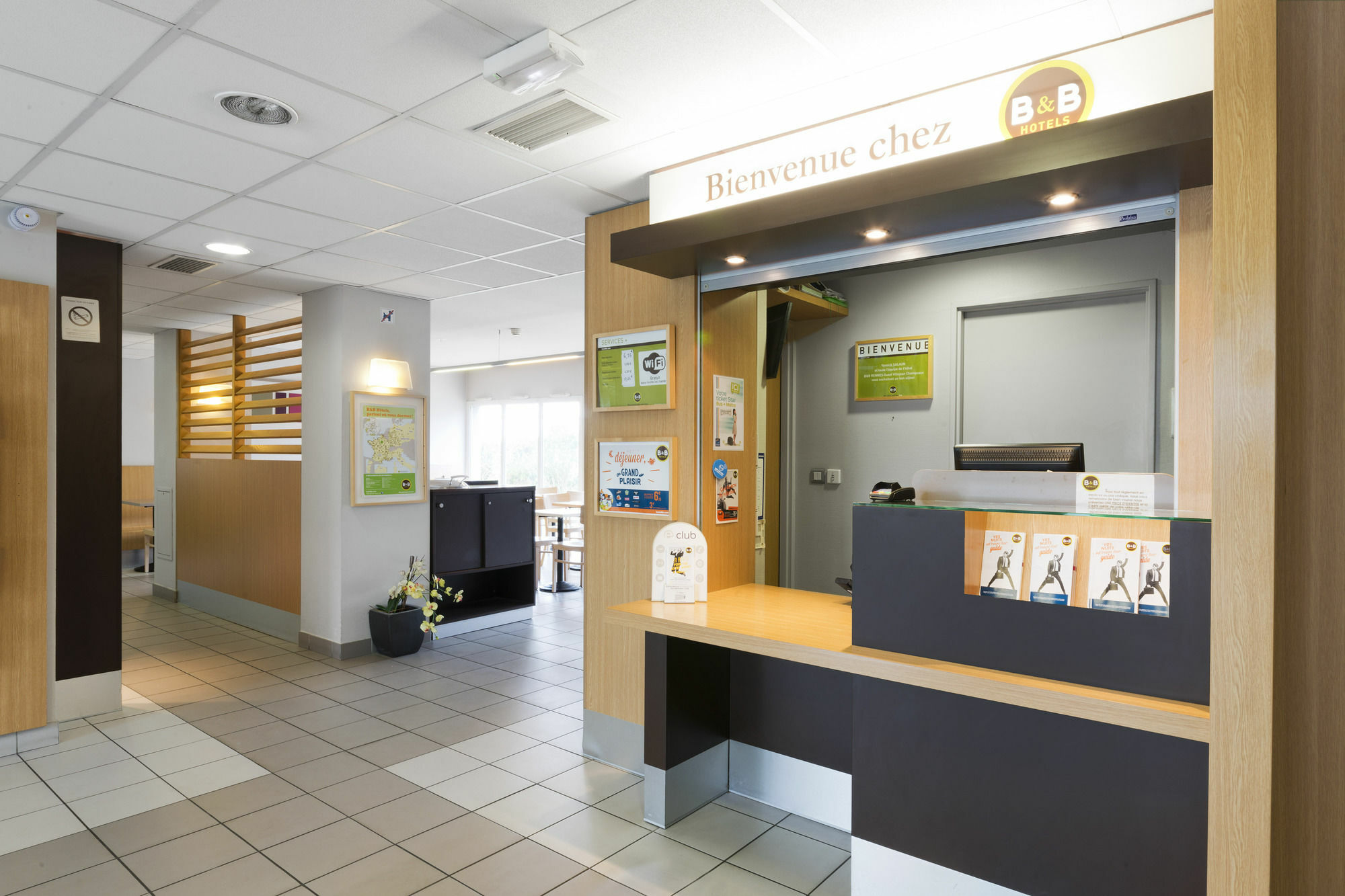 B&B Hotel Rennes Ouest Villejean Exterior foto